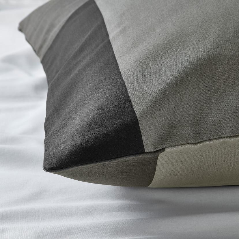 BRUNKRISSLA — Наволочка, черная