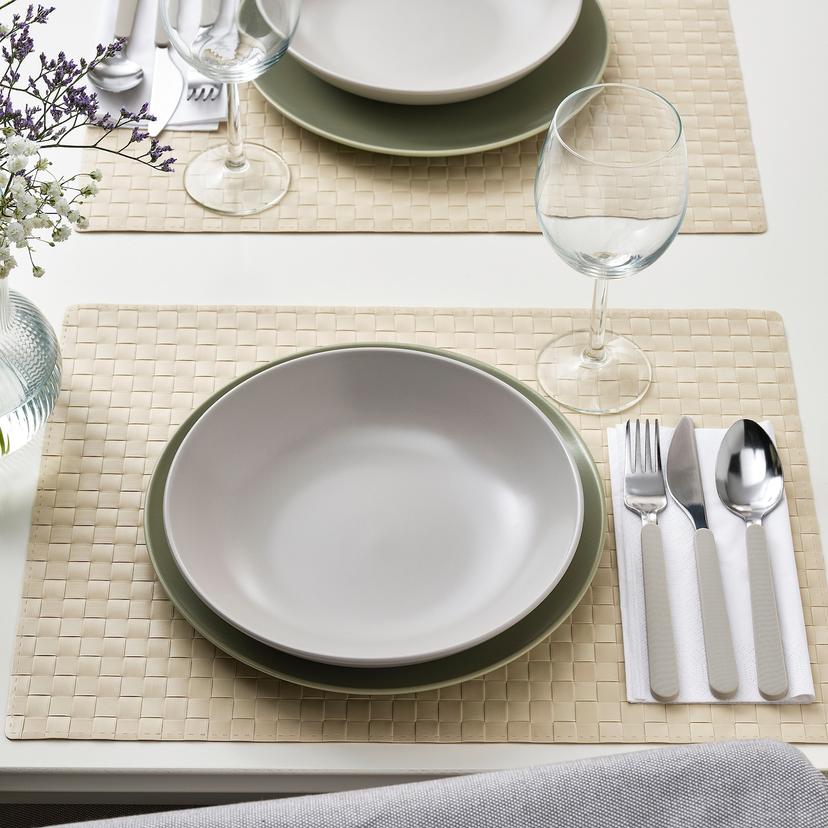 FÄRGKLAR — тарелка глубокая, матовая поверхность светло-серый, 23 см