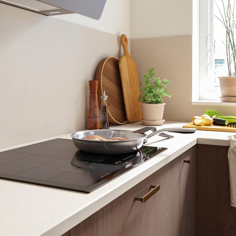 HÖGKLASSIG — Индукционная варочная панель IKEA 700, черная