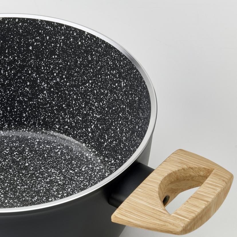 HUSKNUT — Кастрюля с крышкой, антипригарное покрытие, черная