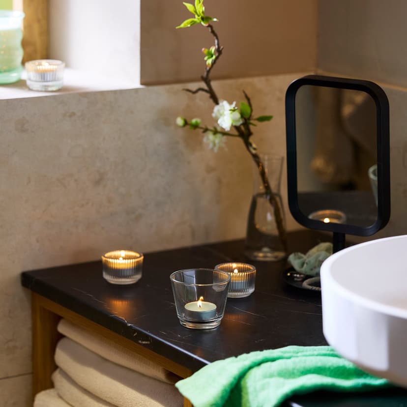 LOTSFÅGEL — Świeczka pachnąca, Jabłko jasnozielony,