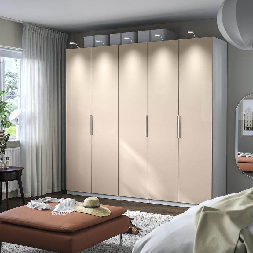 PAX / FARDAL — Сочетание одежды: белый/глянцевый светло-оранжевый.