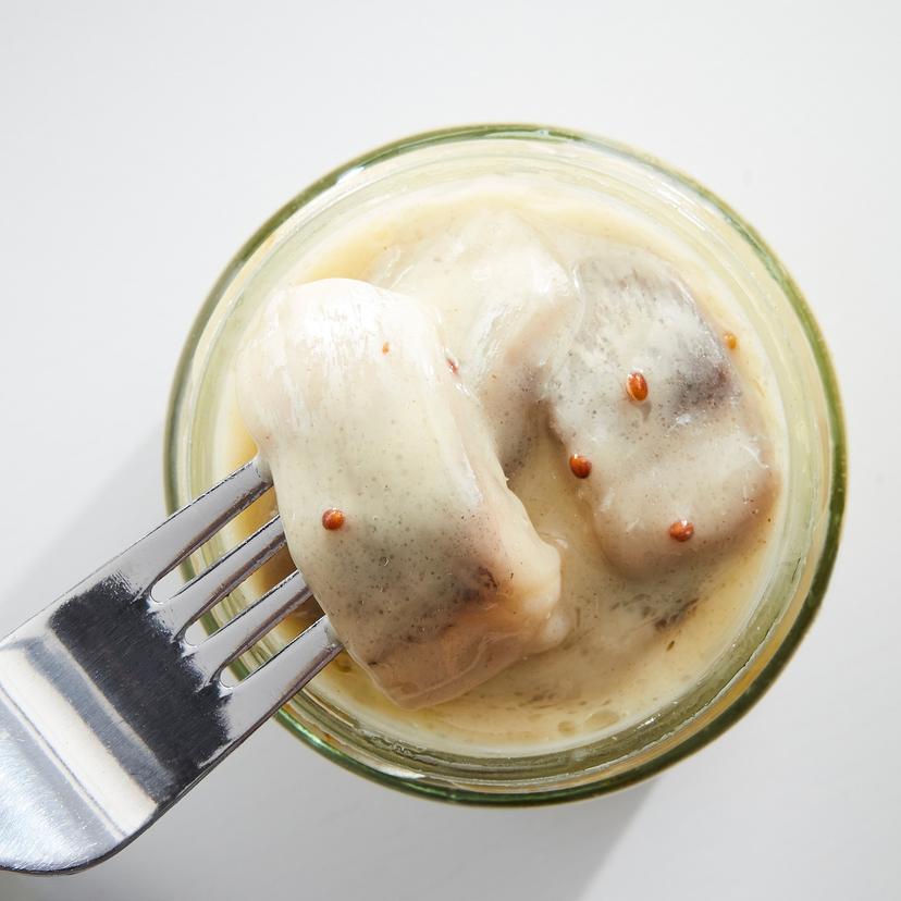 SILL SENAP — Сельдь, маринованная в горчице.