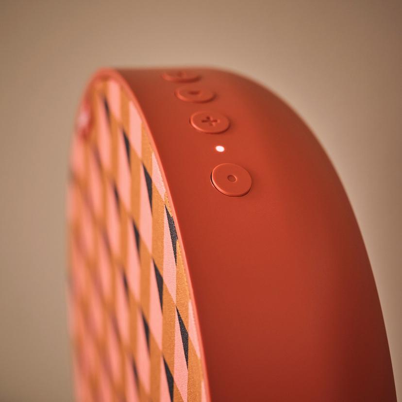 SOLSKYDD — портативный динамик bluetooth, оранжевый, 19 см