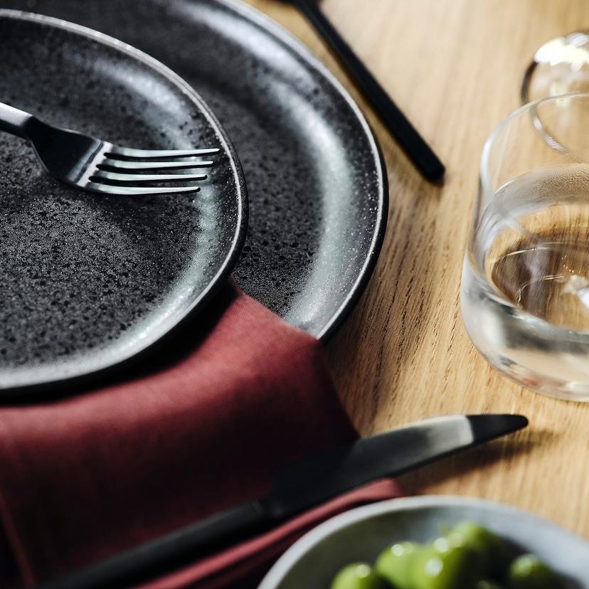 STOCKHOLM 2025 — Набор столовых приборов, 24 предмета, черный.