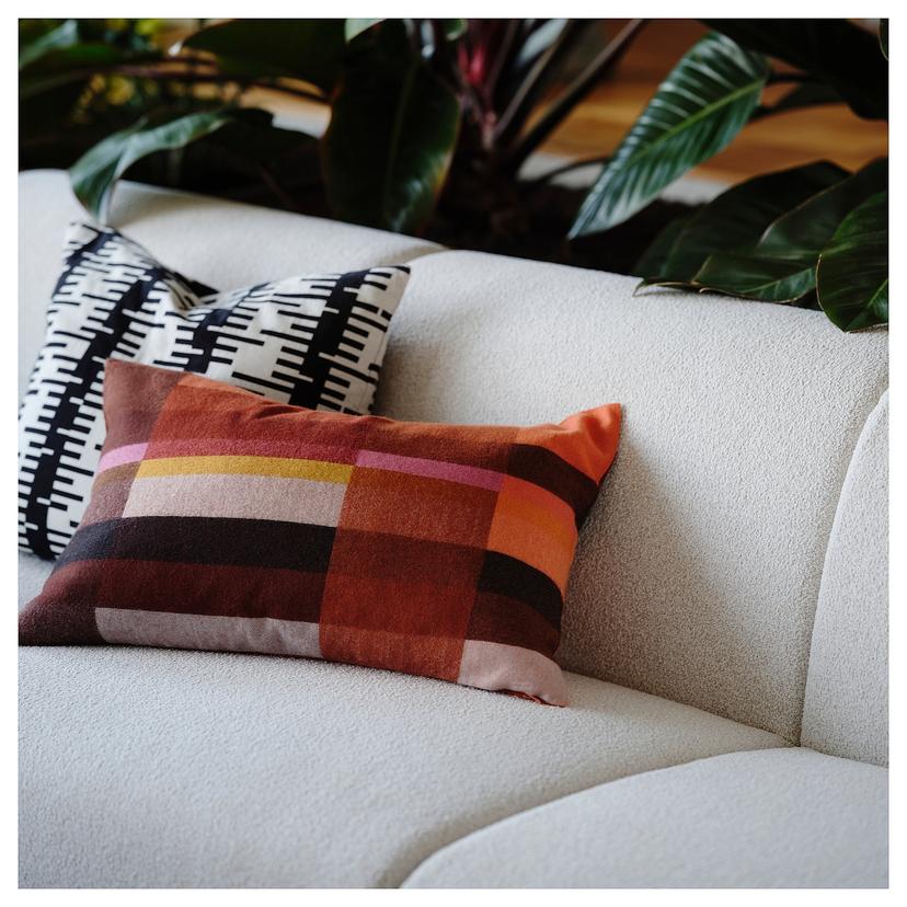 STOCKHOLM 2025 — чехол на подушку