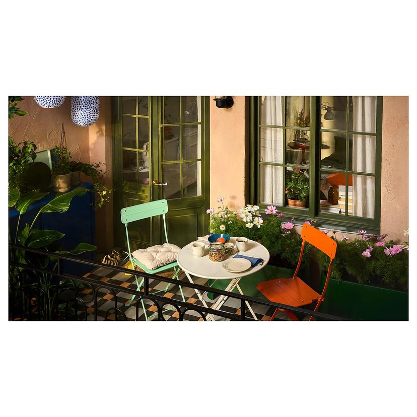 SUNDSÖ — Складной стул, ярко-оранжевый корпус.