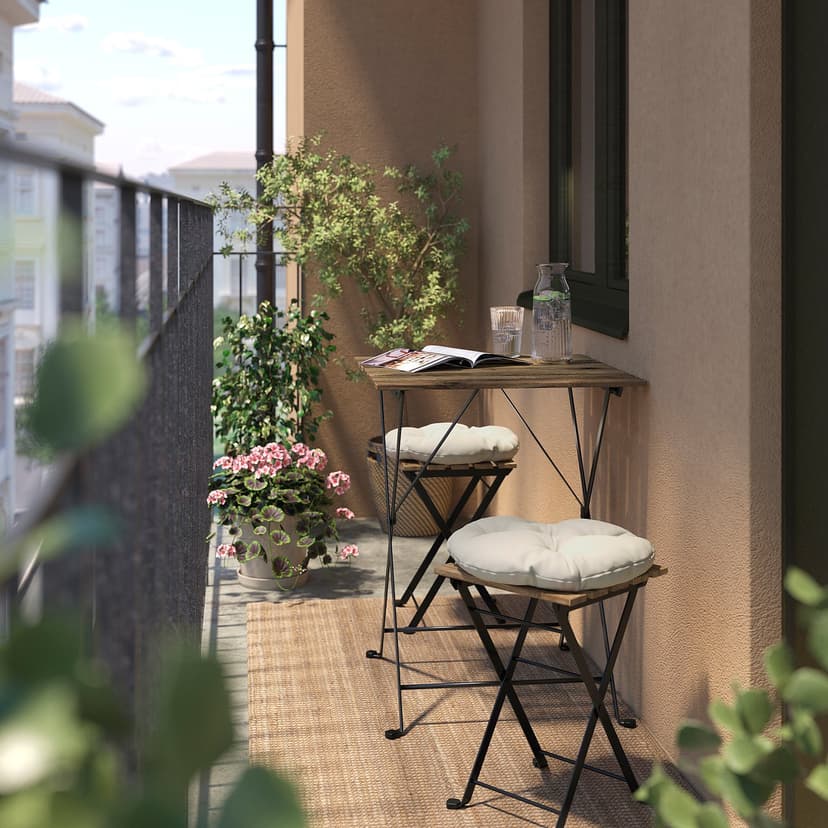 TÄRNÖ — садовый табурет, складной черный/светло-коричневая морилка/Куддарна светлый серо-бежевый, 39x79 см