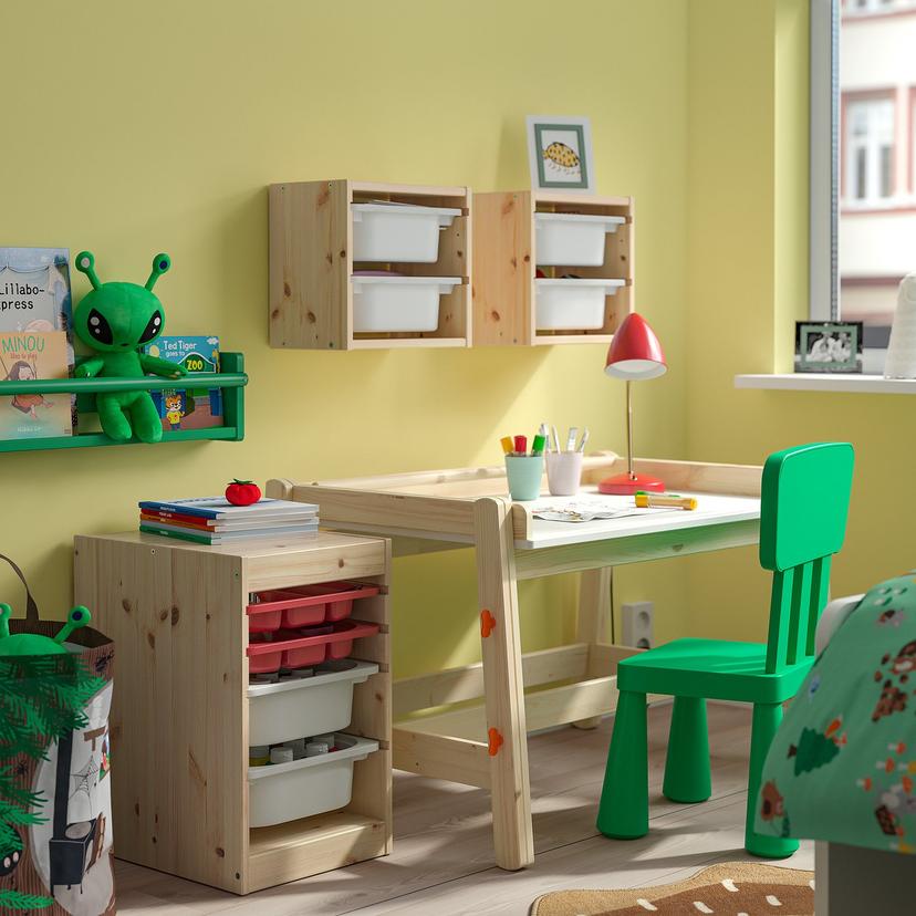 TROFAST — комбинация с контейнером/лотками, светлая беленая сосна красный/белый, 32x44x52 см